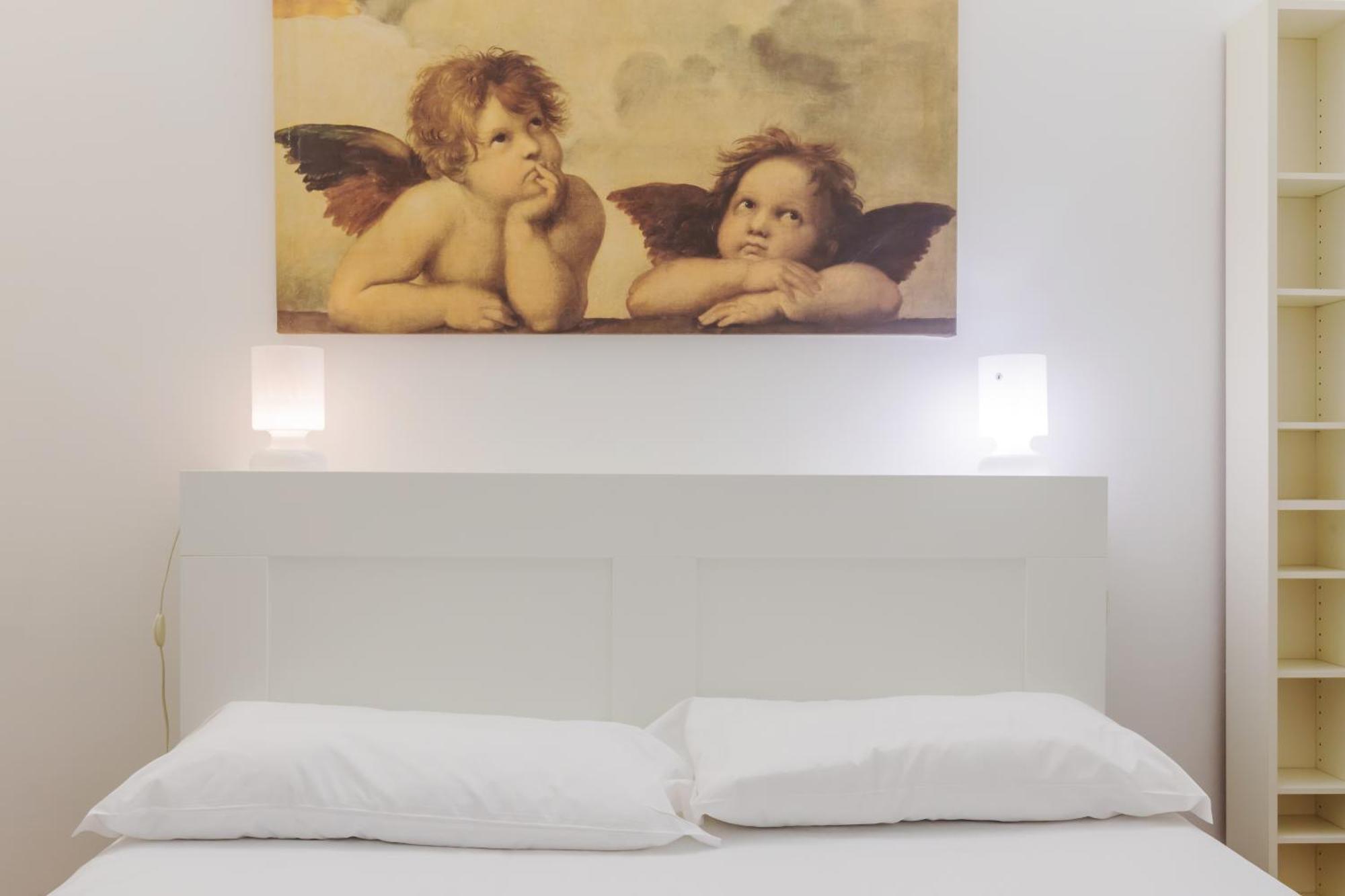 Sanzio City Escape - 15Min From Duomo Apartment มิลาน ภายนอก รูปภาพ